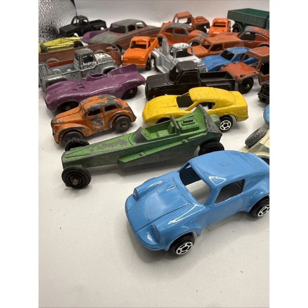 Vintage Die Cast Cars Tootsie Toy Midgetoy LesneyMix Diecast Trucks Large Lot 49